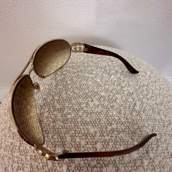 GUCCI Aviator Bamboo GG Gold and Brown Sunglasses - Picture 7 of 9